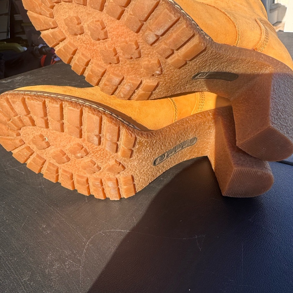 Timberland Women's Tan Leather Boots - Picture 5 of 8